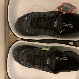 Nfinity Vengeance Tumbling Cheer Sneakers